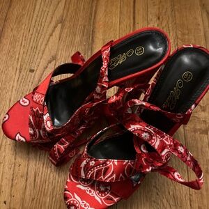 Bandana strappy pumps
